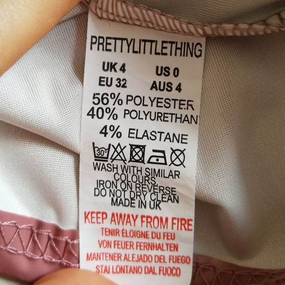 ❤️[3/$35] PrettyLittleThing Vinyl Zip Mini Skirt - Picture 6 of 7